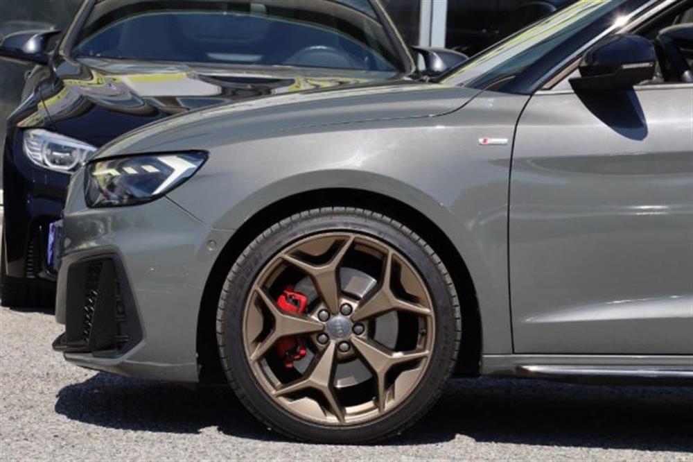A1 A1 SPB 40 TFSI S tronic