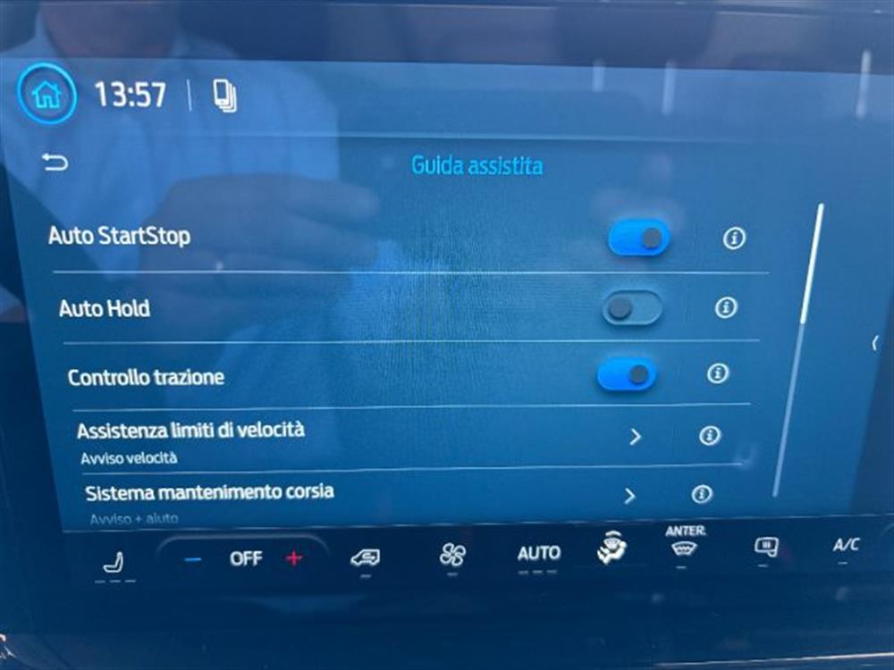 Transit Custom Transit Custom 320 L1H1 VAN SPORT 2