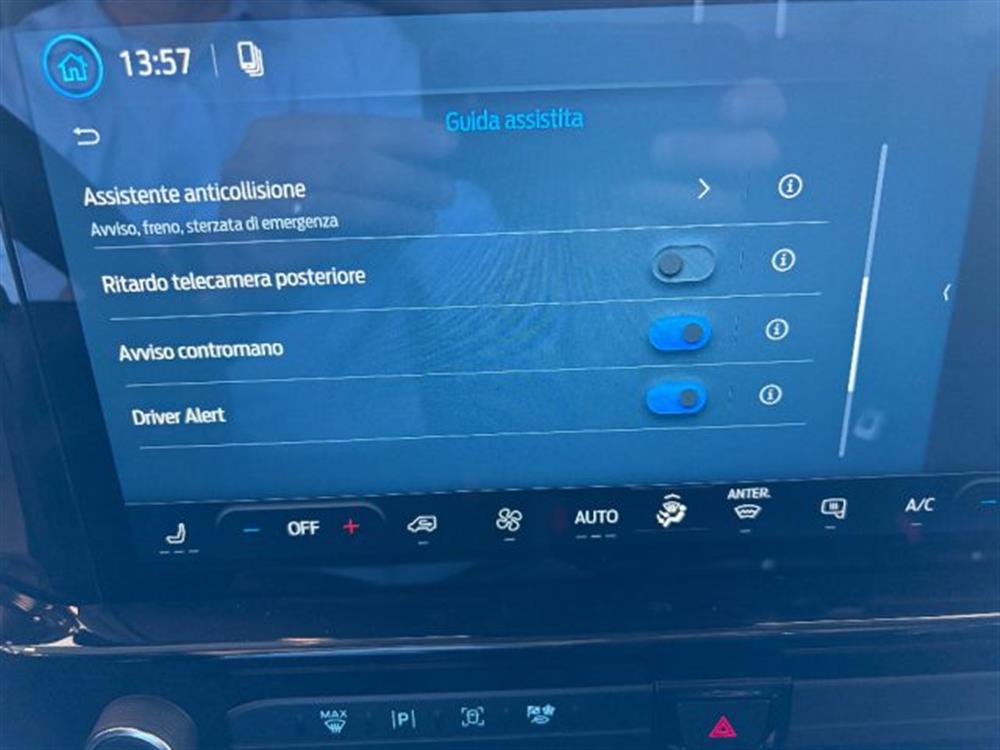 Transit Custom Transit Custom 320 L1H1 VAN SPORT 2