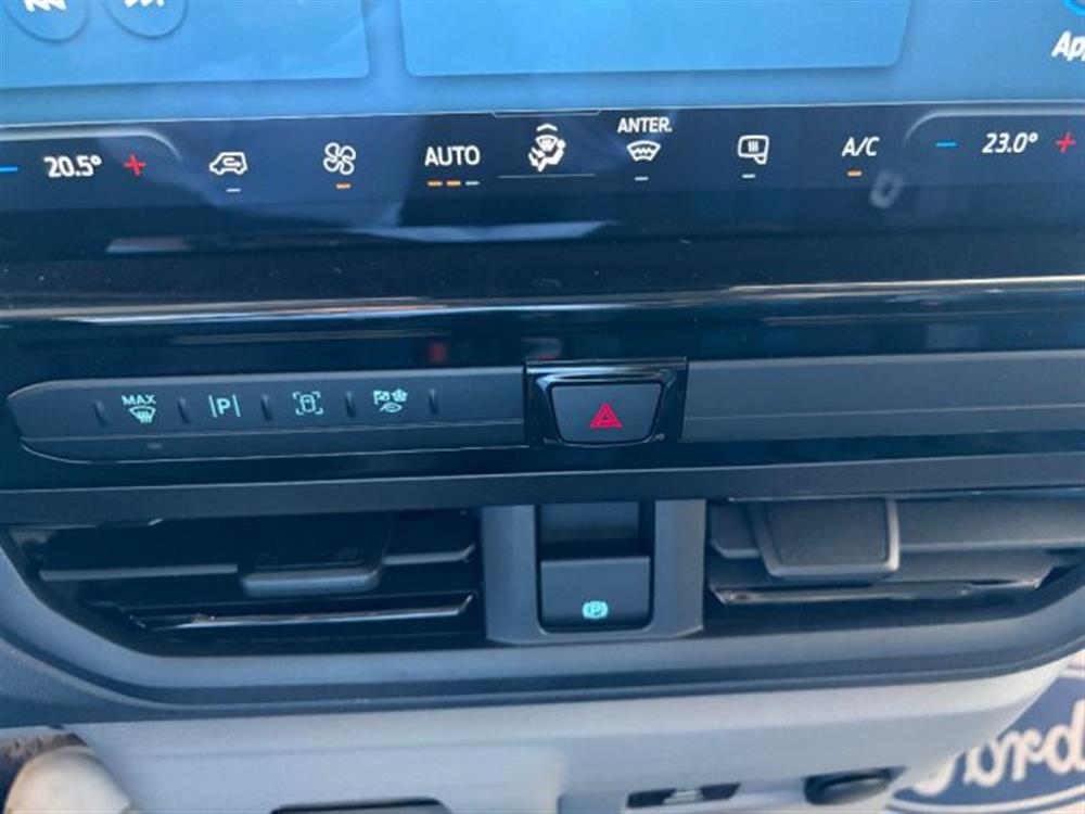 Transit Custom Transit Custom 320 L1H1 VAN SPORT 2