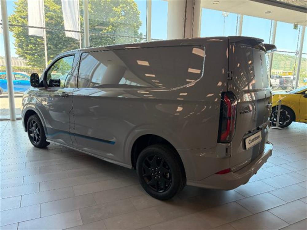 Transit Custom Transit Custom 320 L1H1 VAN SPORT 2