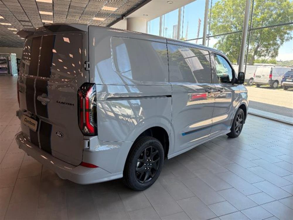 Transit Custom Transit Custom 320 L1H1 VAN SPORT 2
