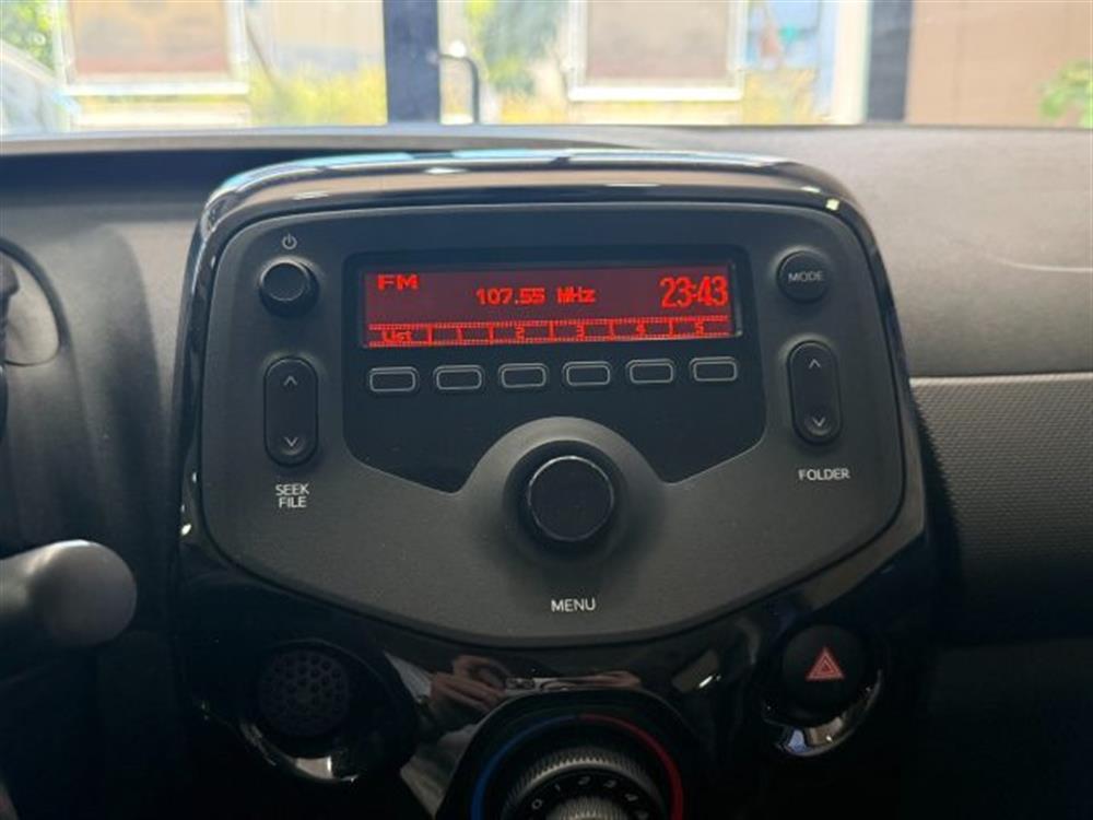 C1 C1 VTi 72 5 porte Feel