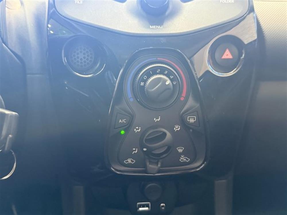 C1 C1 VTi 72 5 porte Feel