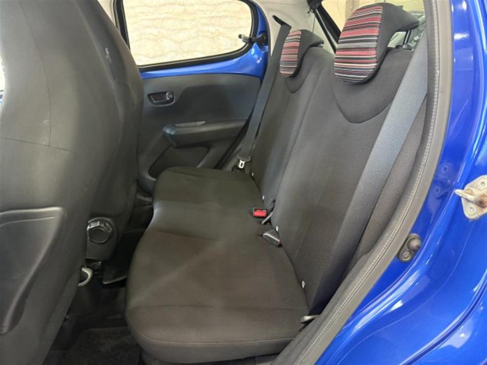 C1 C1 VTi 72 5 porte Feel