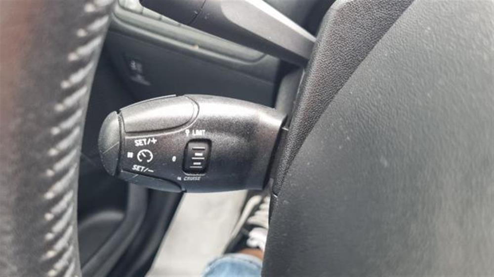 208 208 1° serie PureTech 82