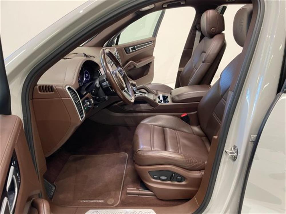 Cayenne Cayenne 3.0 V6 E-Hybrid Aut.