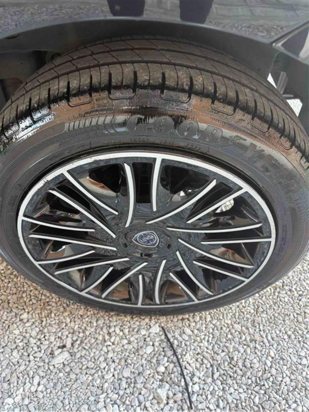 Ypsilon Ypsilon 1.0 FireFly 5 porte