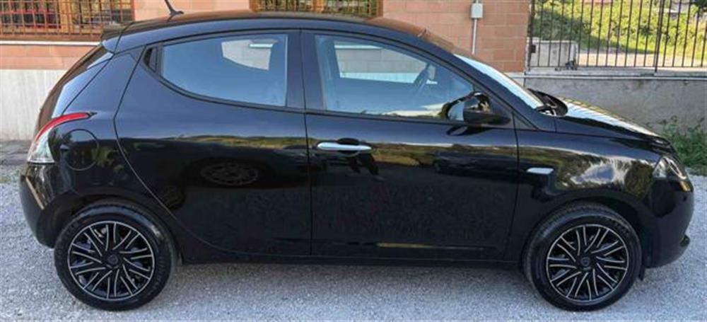 Ypsilon Ypsilon 1.0 FireFly 5 porte