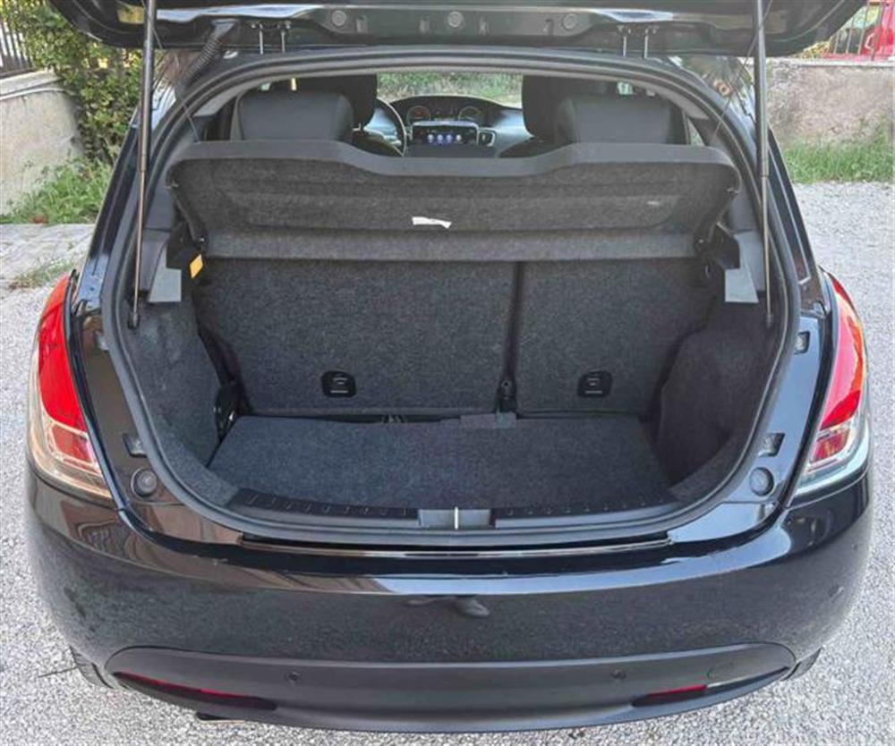 Ypsilon Ypsilon 1.0 FireFly 5 porte