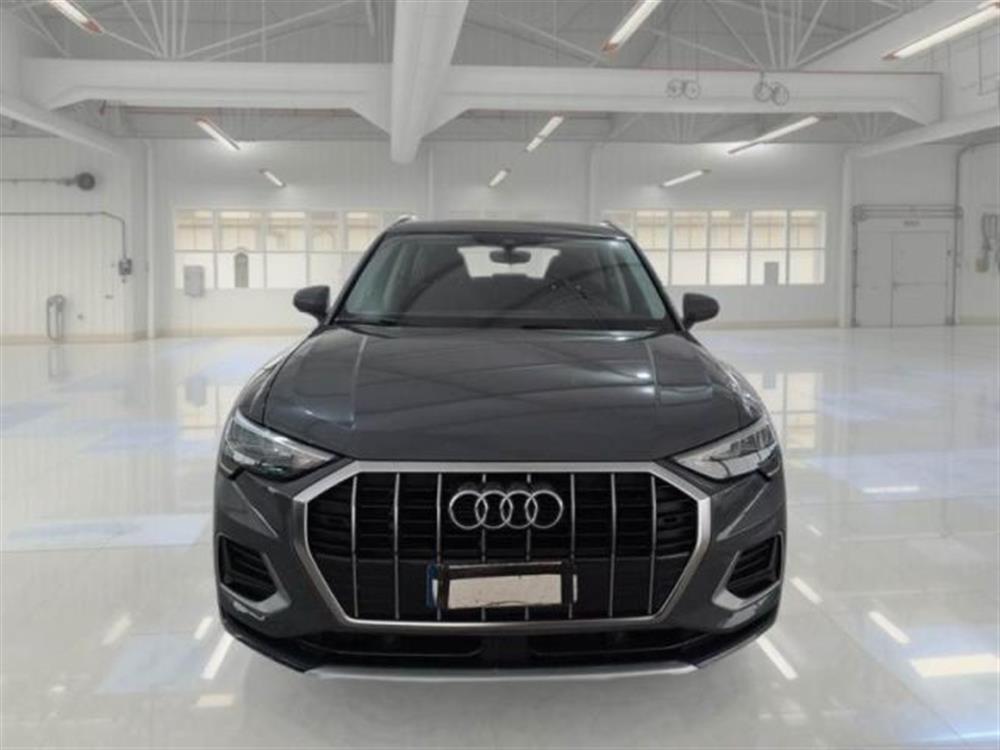 Q3 Q3 35 TDI S tronic Busi