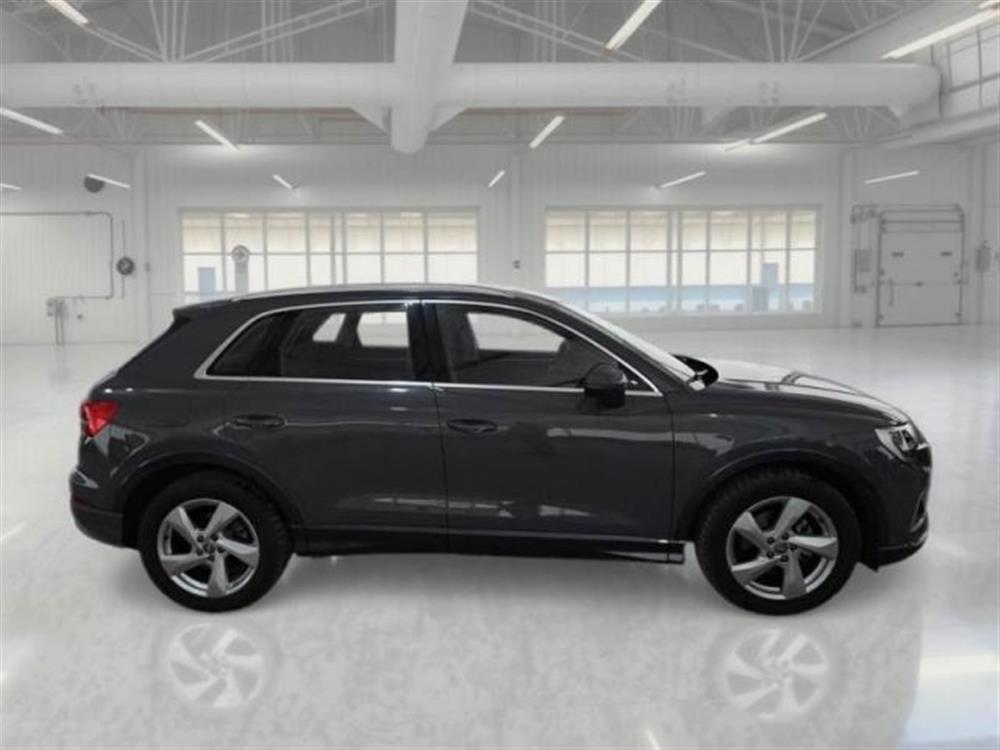 Q3 Q3 35 TDI S tronic Busi