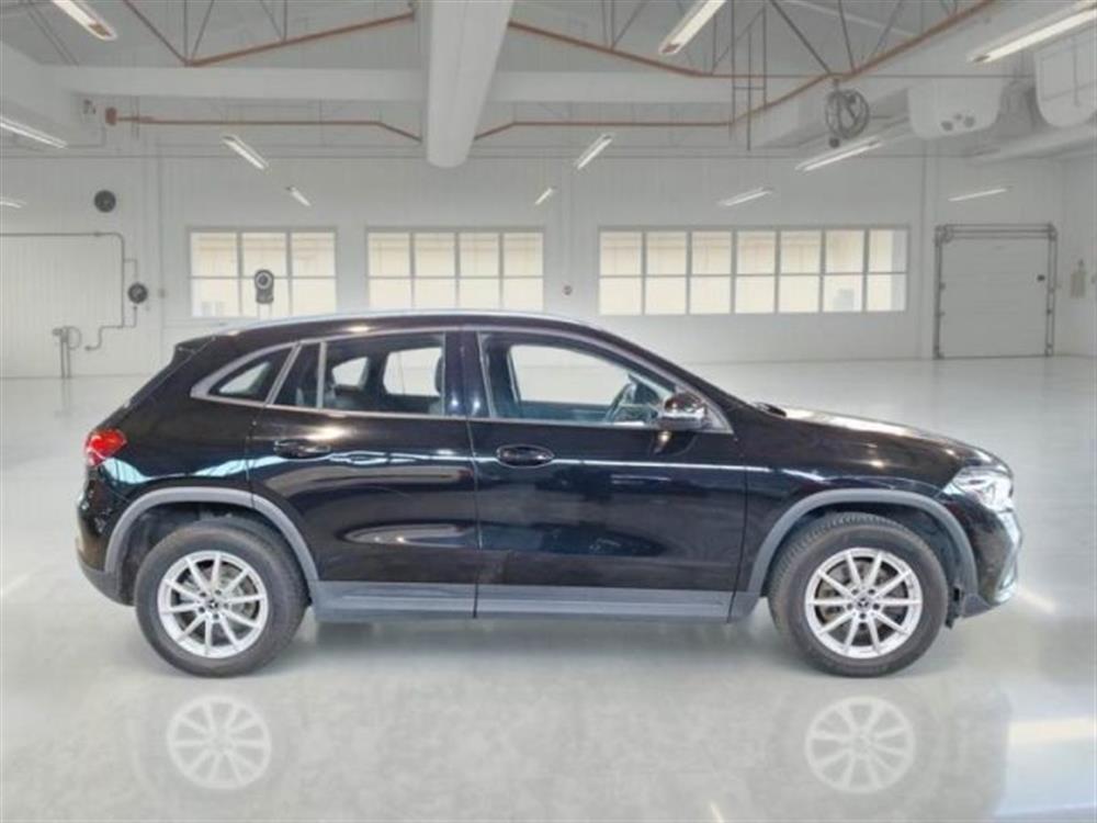 GLA 200 GLA 200 d Automatic Business