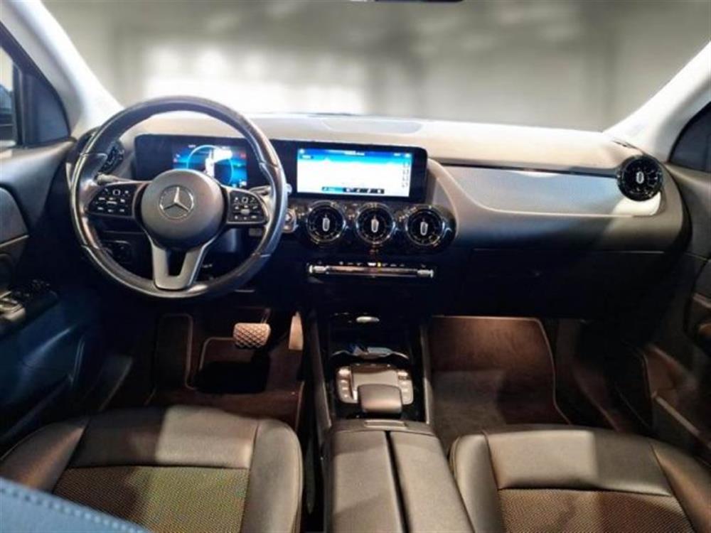 GLA 200 GLA 200 d Automatic Business