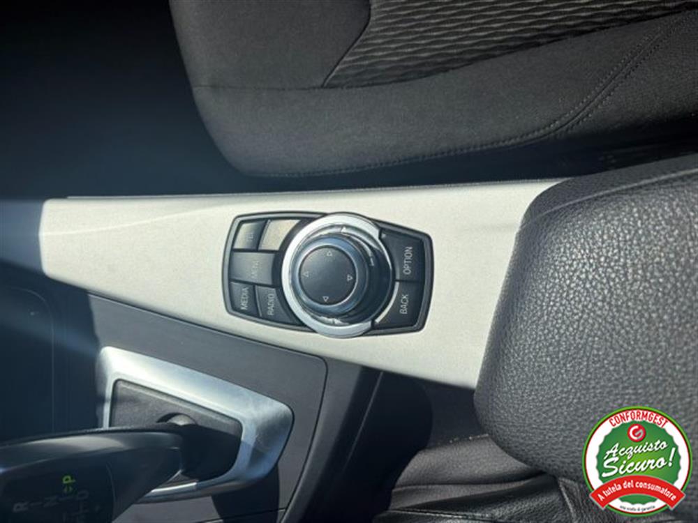 318 318 d Touring Sport Auto