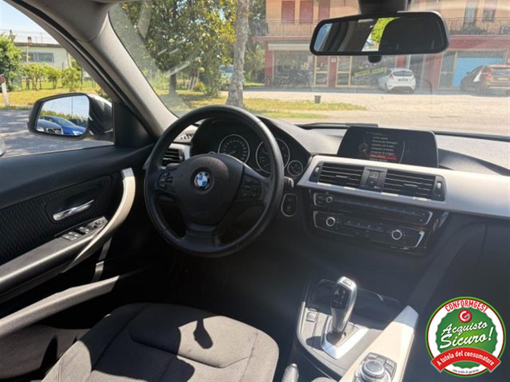 318 318 d Touring Sport Auto