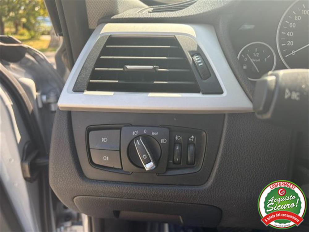 318 318 d Touring Sport Auto