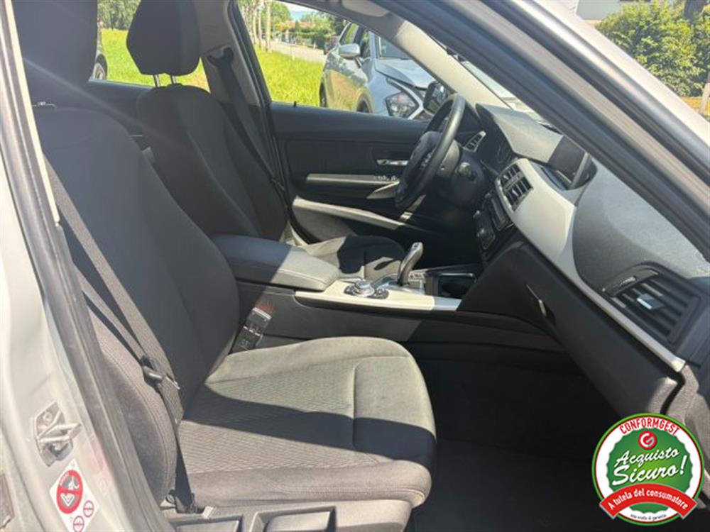 318 318 d Touring Sport Auto
