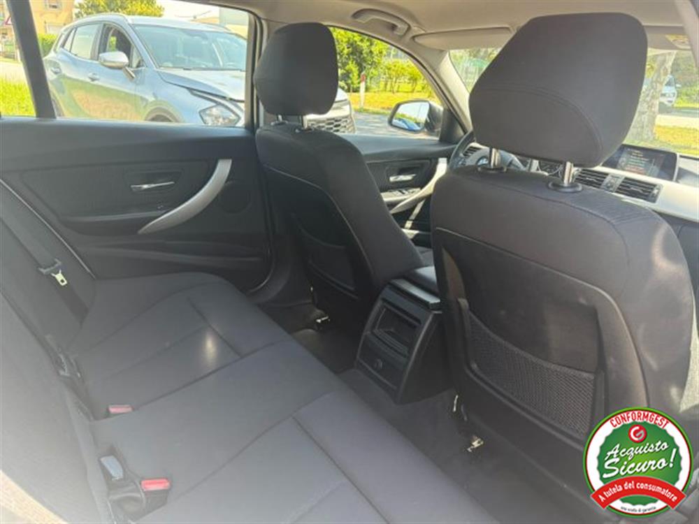 318 318 d Touring Sport Auto