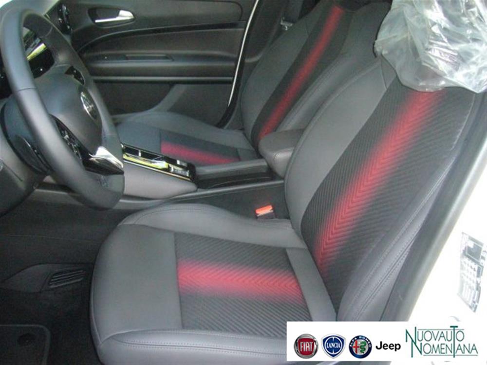 Junior Junior 1.2 136 CV Hybrid eD