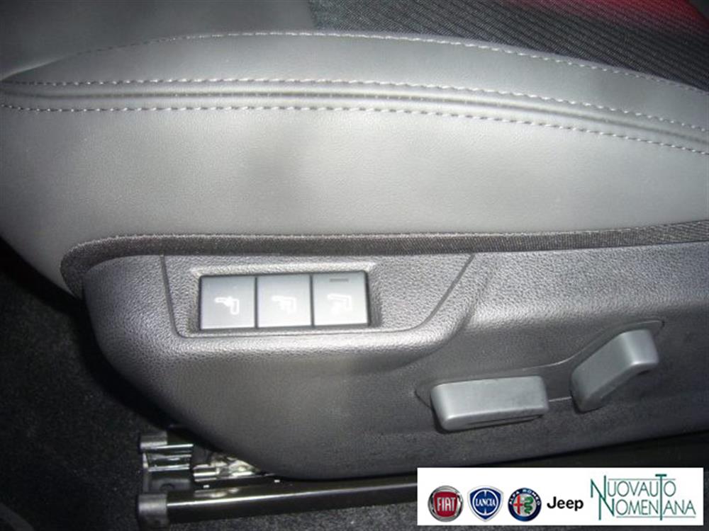 Junior Junior 1.2 136 CV Hybrid eD