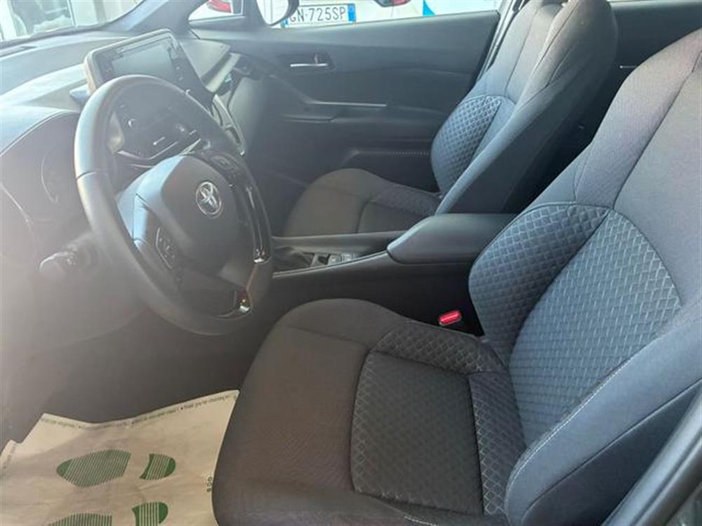 C-HR C-HR 1.8 Hybrid E-CVT Act