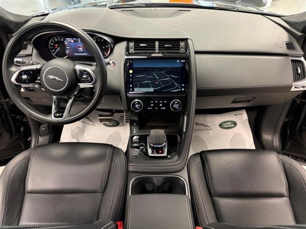 E-Pace E-Pace 2.0 ibrido/diesel 20