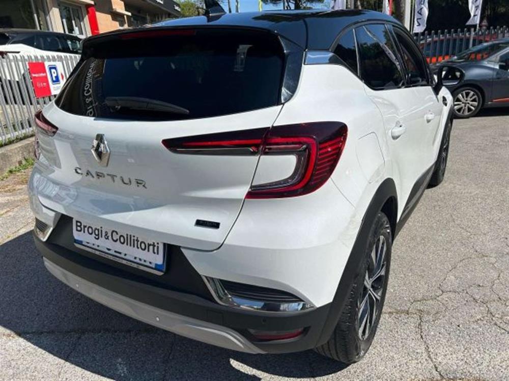 Captur Captur 1.6 E-TECH HEV 145 T