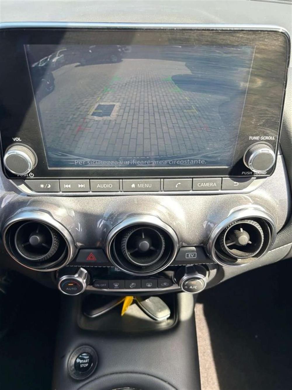 Juke Juke 1.6 HEV N-Connecta A