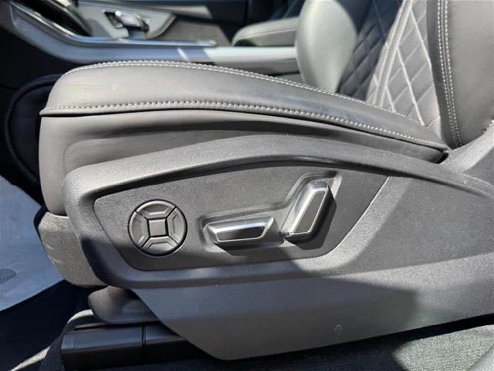 Q8 Q8 SUV TFSI e quattro 2