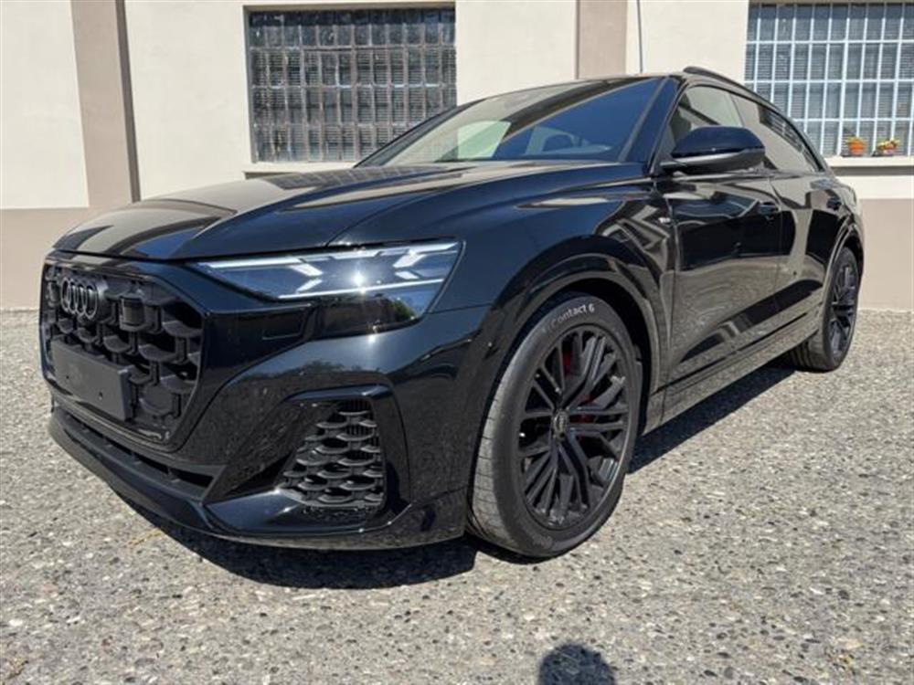 Q8 Q8 SUV TFSI e quattro 2