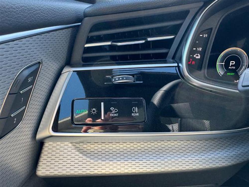 Q8 Q8 SUV TFSI e quattro 2
