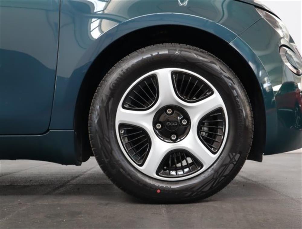 500e 500e Action 23,65 kWh *PR