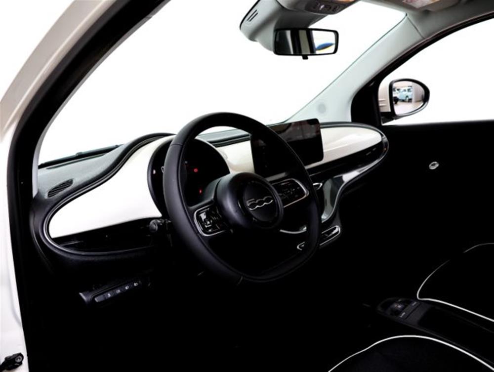 500e 500e Action 23,65 kWh *PR