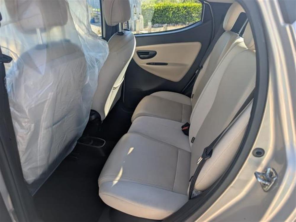 Ypsilon Ypsilon 1.2 69 CV 5 porte S&