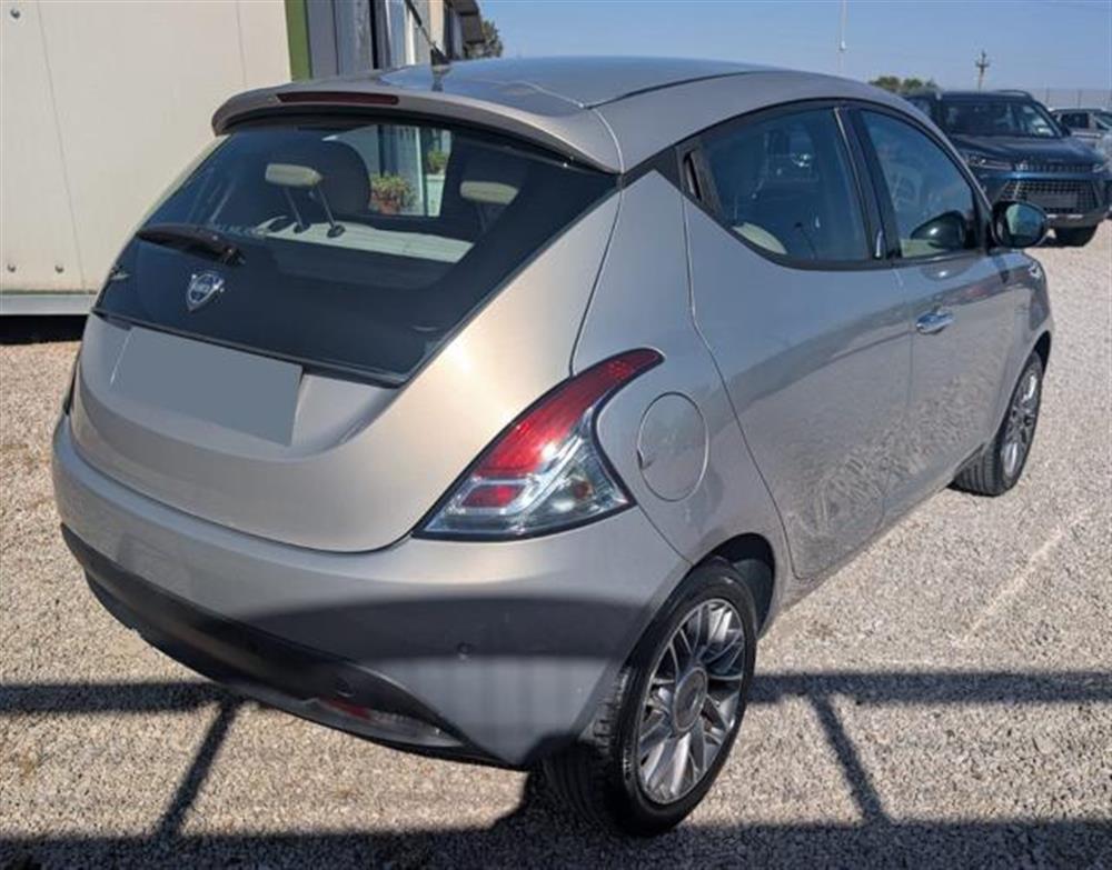 Ypsilon Ypsilon 1.2 69 CV 5 porte S&