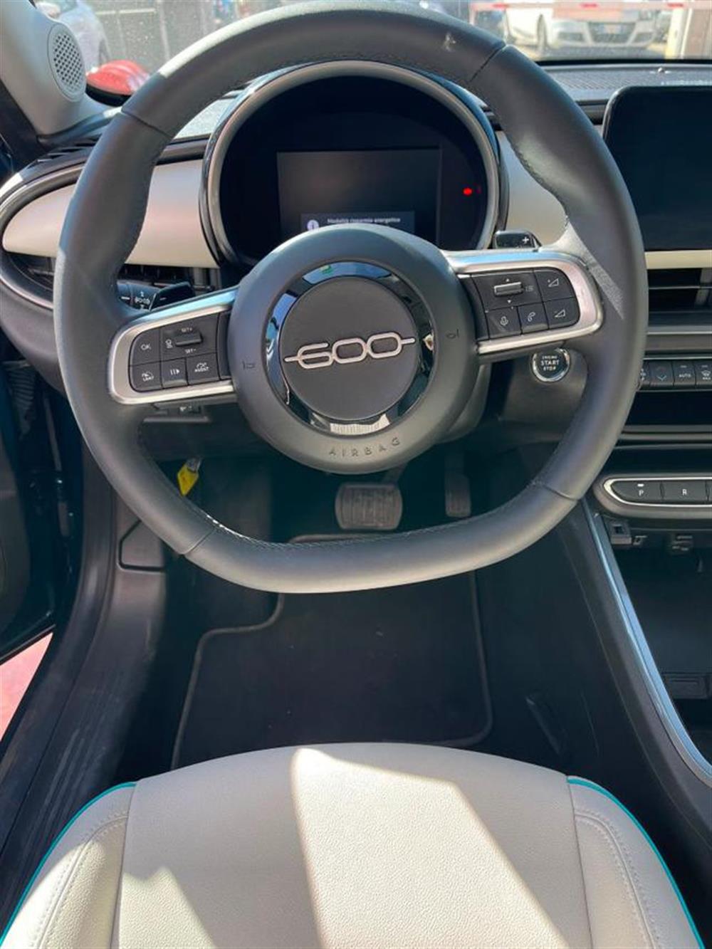 600 600 Hybrid 110 CV DCT MH