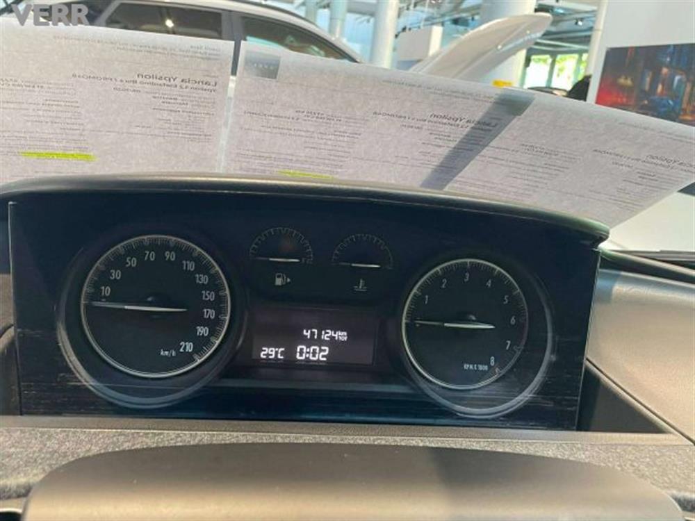 Ypsilon Ypsilon Ypsilon 1.2 Elefanti