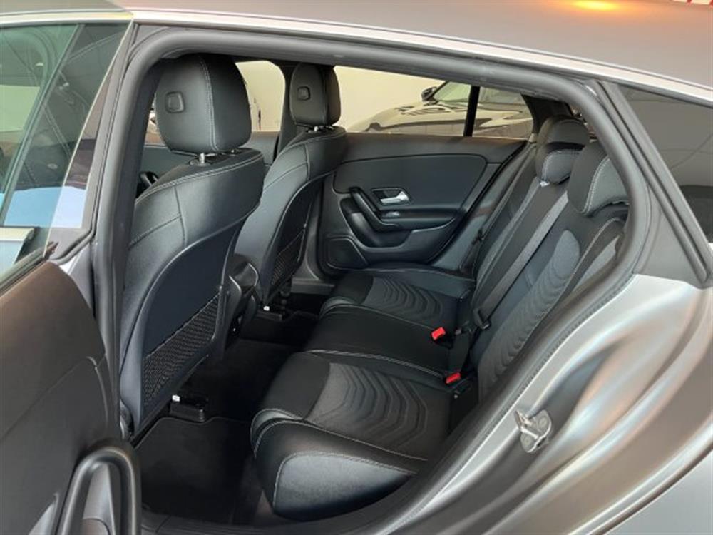 CLA 180 CLA 180 Shooting Brake Autom