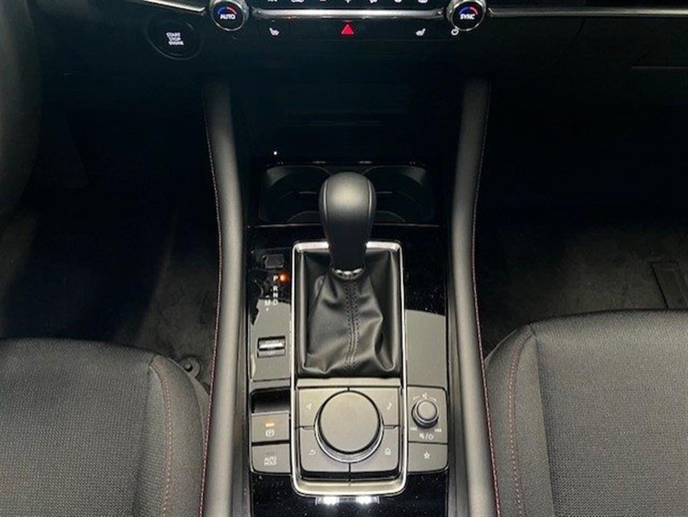 3 3 Mazda3 e-Skyactiv-X