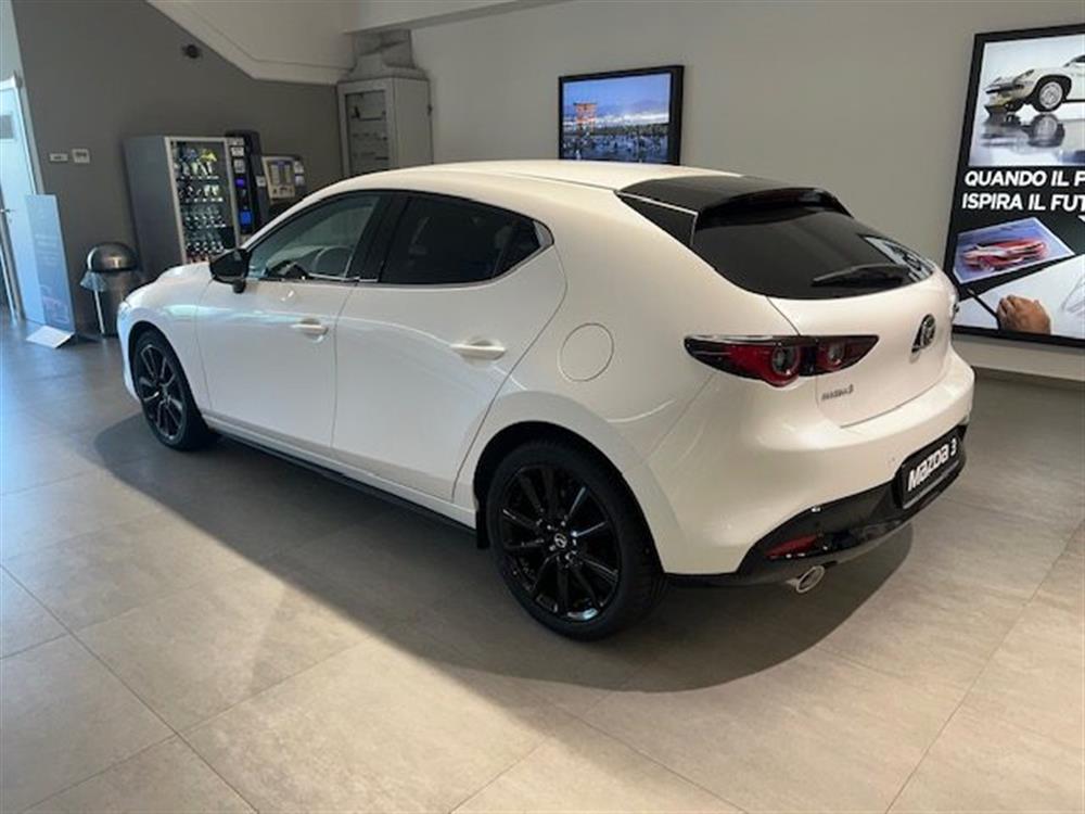 3 3 Mazda3 e-Skyactiv-X