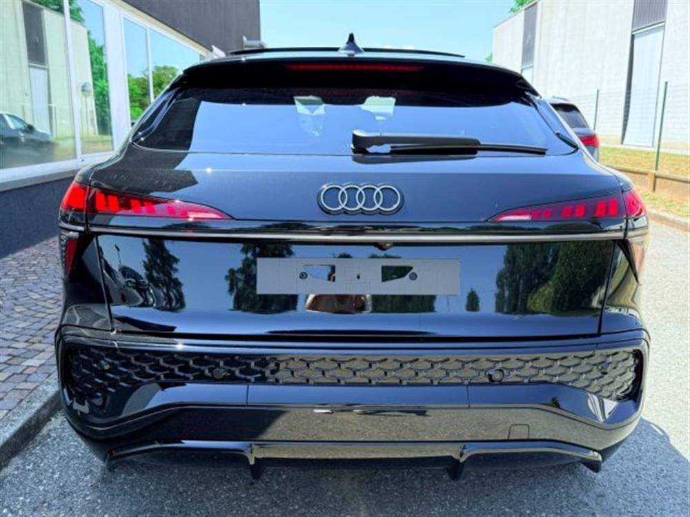 Q3 Q3 SPB TDI 110 kW S tro