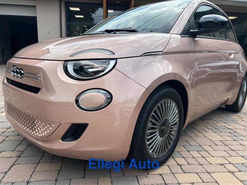 500 500 Berlina Hybrid Icon