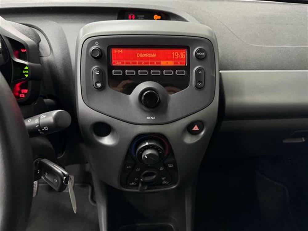 Aygo Aygo Connect 1.0 VVT-i 72