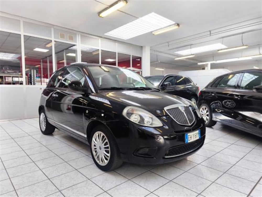 Ypsilon Ypsilon 1.2 69 CV Diva