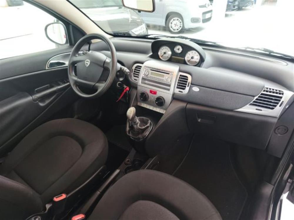 Ypsilon Ypsilon 1.2 69 CV Diva