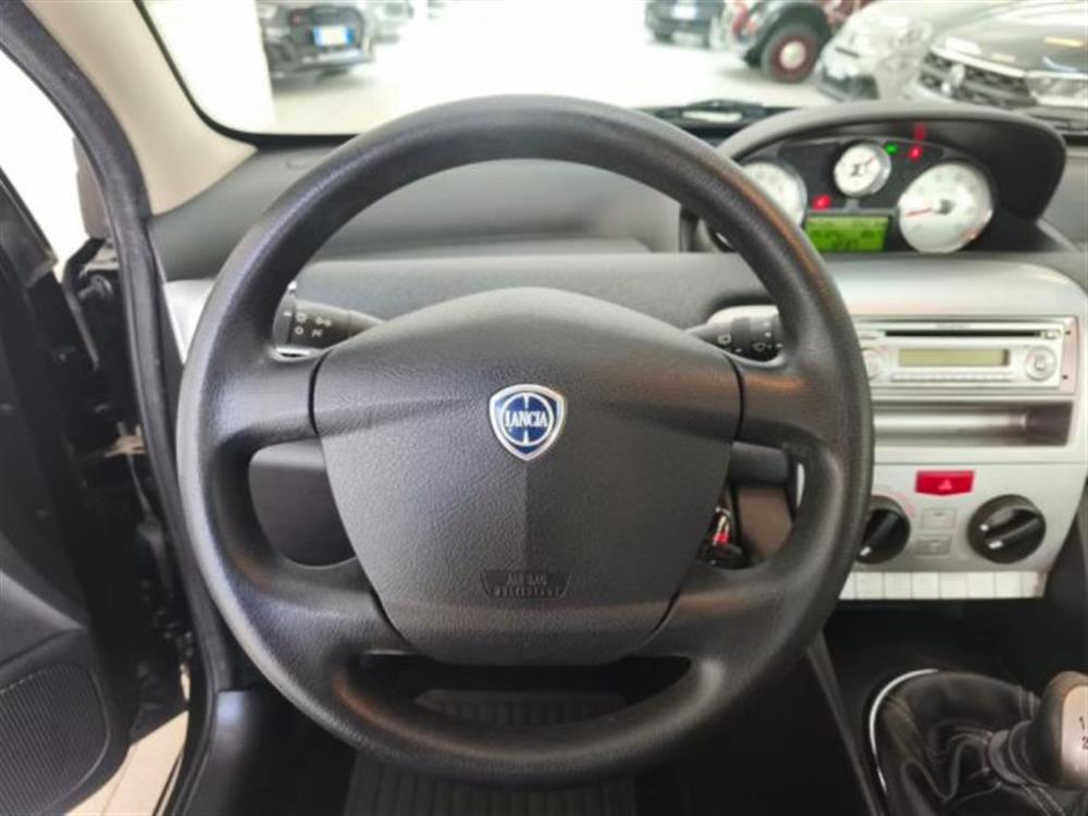 Ypsilon Ypsilon 1.2 69 CV Diva