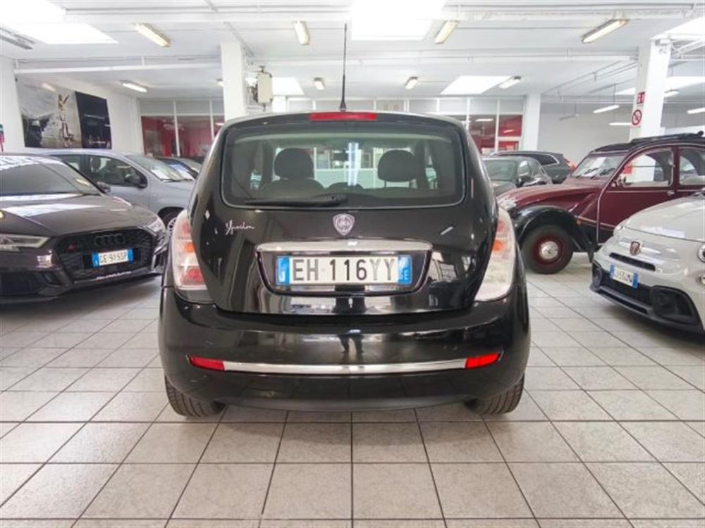 Ypsilon Ypsilon 1.2 69 CV Diva