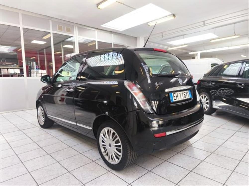 Ypsilon Ypsilon 1.2 69 CV Diva