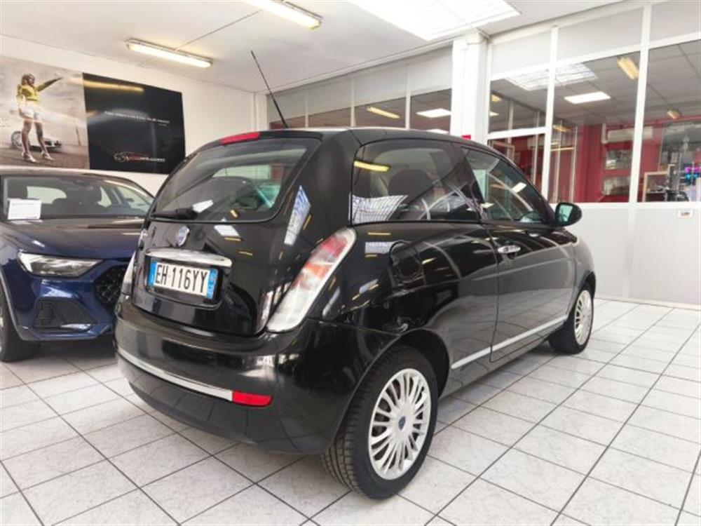 Ypsilon Ypsilon 1.2 69 CV Diva